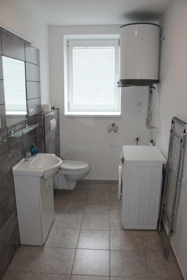 Statek U Krizu Appartement Stare Sedliste Buitenkant foto